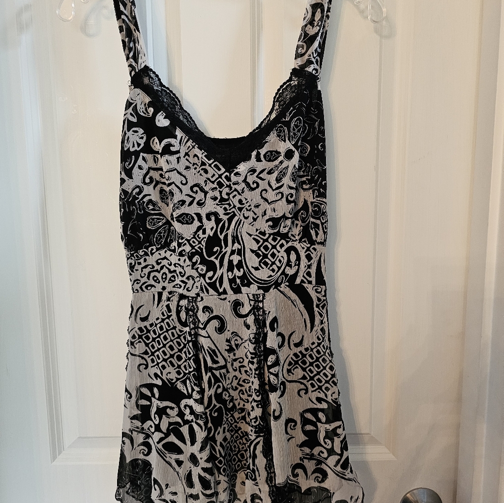 Sleeveless top